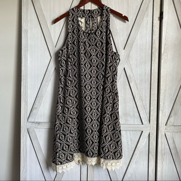 Nordstrom Black and White Mini dress,beautiful lace detailing. SZ L. 2 for $20 - Picture 3 of 8